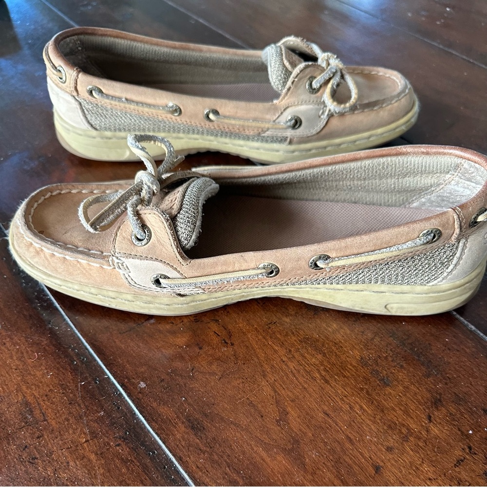 Women’s Sperry Shoes - Picture 3 of 9